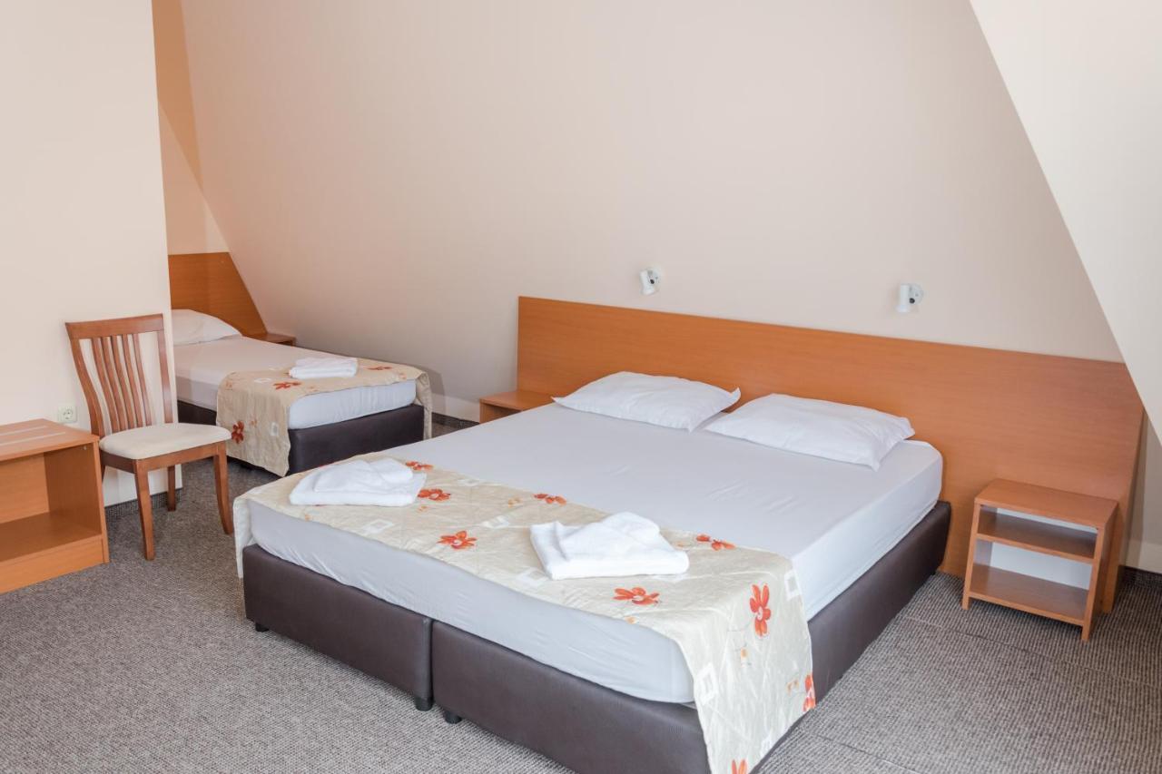 Hotel Eva 拉夫达 外观 照片