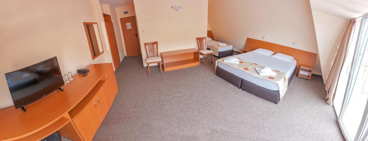 Hotel Eva 拉夫达 外观 照片