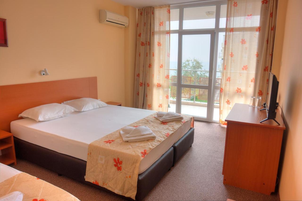 Hotel Eva 拉夫达 外观 照片