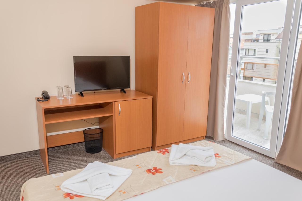 Hotel Eva 拉夫达 外观 照片